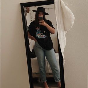 Meet your Posher, Annie